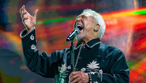 Image of Tom Jones : Come Gather Round Tour